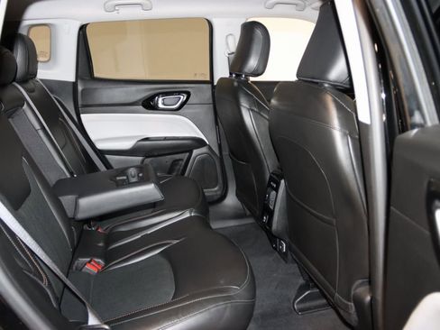 Used 2022 Jeep Compass Limited image 57