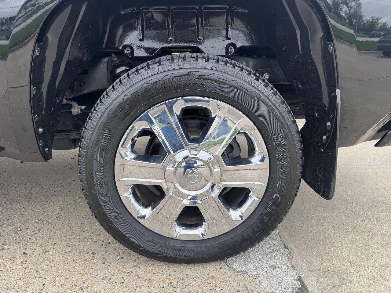 Used 2014 Toyota Tundra 1794 Edition AWD/4WD image 9