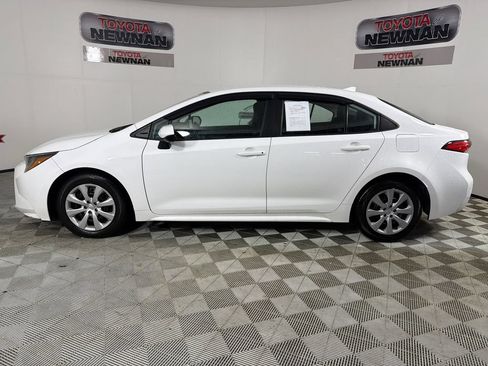 Used 2023 Toyota Corolla LE FWD image 6