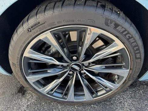 Used 2026 Cadillac CT5 V Blackwing w/ Carbon Fiber 2 Package RWD image 6
