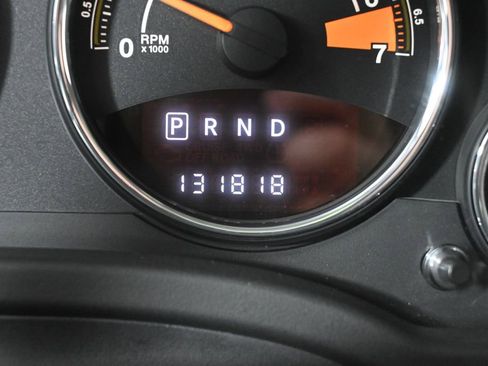 Used 2014 Jeep Compass Latitude w/ Sun/Sound Group AWD/4WD image 24