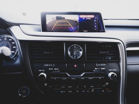 Used 2017 Lexus RX 350 AWD w/ Premium Package image 5