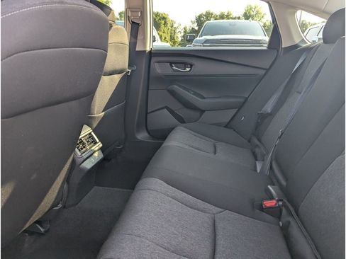 Used 2025 Honda Accord LX image 16