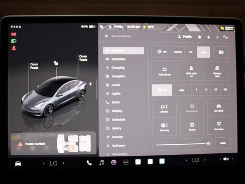 Used 2023 Tesla Model 3 Standard Range image 30