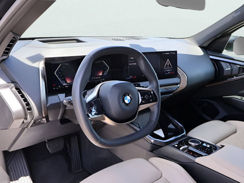 Used 2025 BMW X3 xDrive30i AWD/4WD image 19