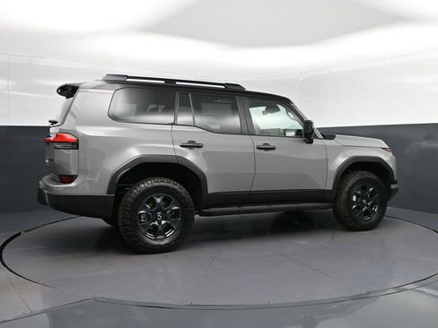 New 2026 Lexus GX 550 image 8