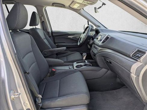 Used 2019 Honda Ridgeline RT image 19