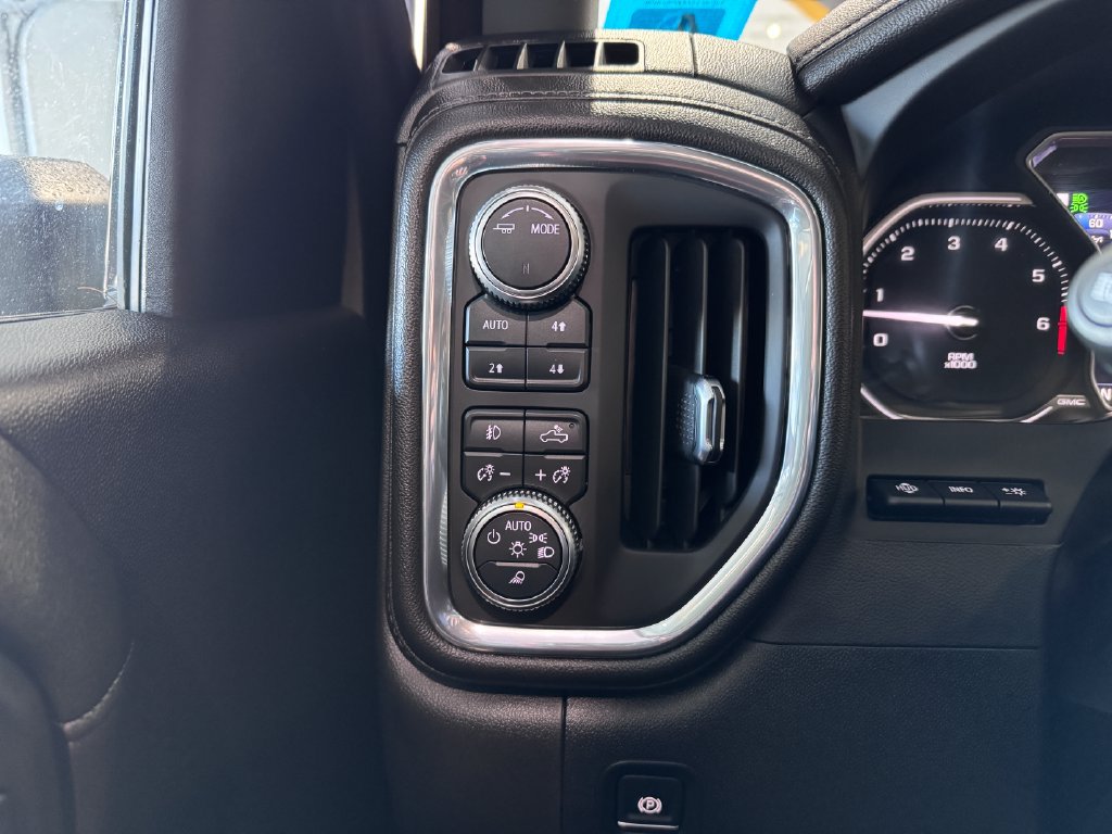 Certified 2020 GMC Sierra 2500 Denali w/ Denali Ultimate Package AWD/4WD image 27