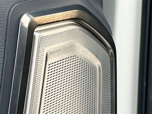 Certified 2022 RAM 3500 Limited image 19