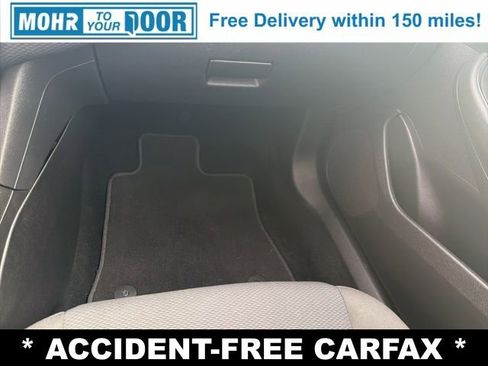 Used 2017 Chevrolet Cruze LT w/ Convenience Package image 27