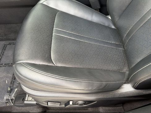 Used 2023 Kia Sorento SX AWD/4WD image 14