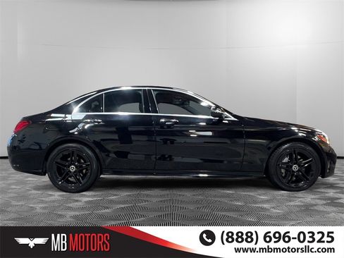 Used 2020 Mercedes-Benz C 300 4MATIC Sedan image 2