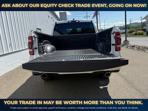 Used 2024 RAM 1500 Laramie AWD/4WD image 8