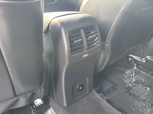 Used 2024 Ford Escape ST-Line w/ Tech Pack #1 AWD/4WD image 28
