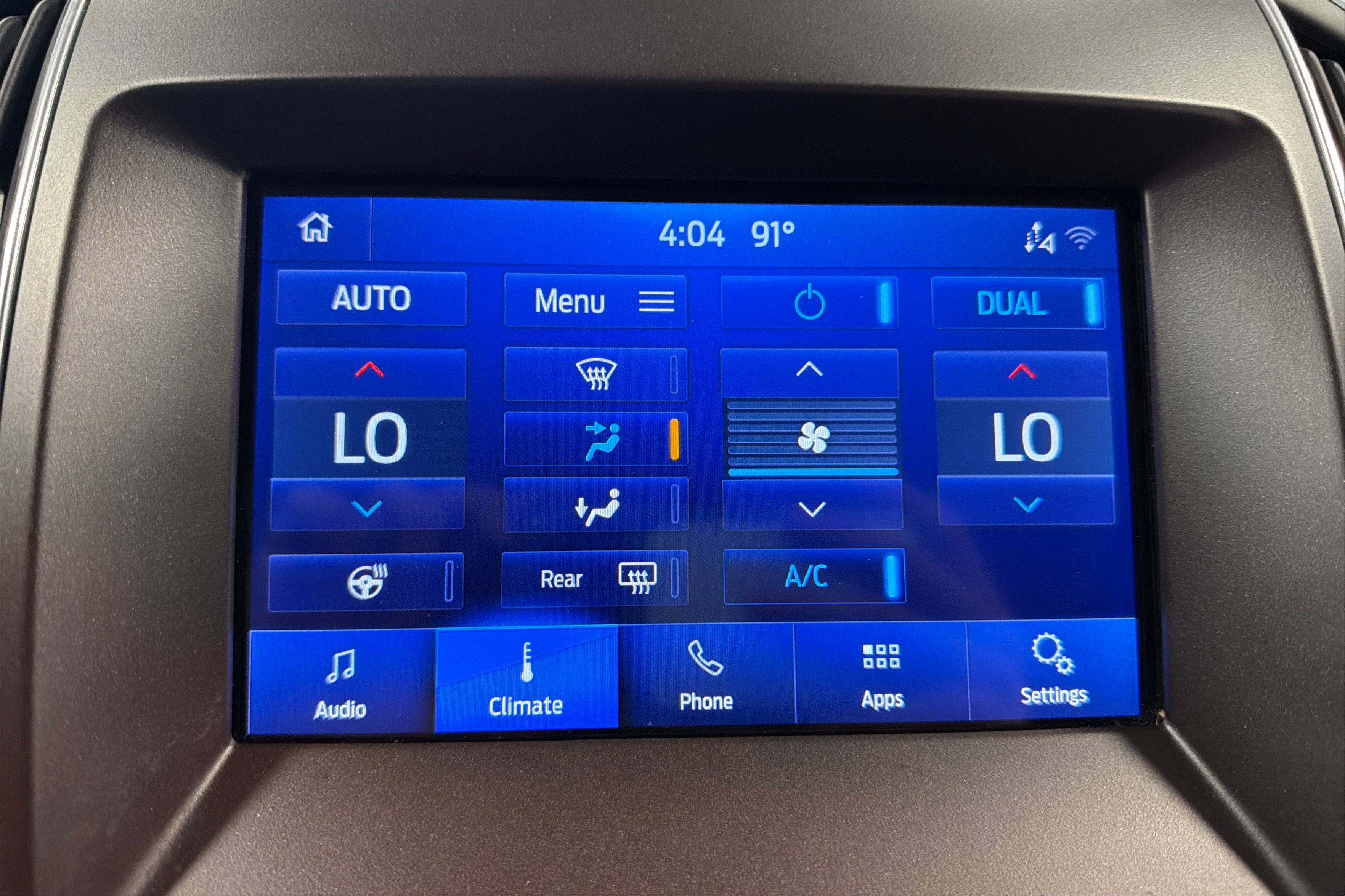 Used 2020 Ford Edge Titanium AWD/4WD image 33
