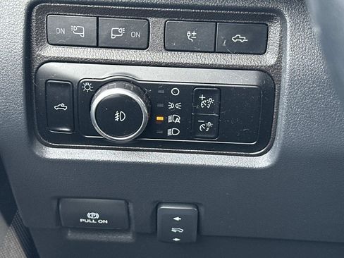 Certified 2024 Ford F250 Platinum w/ Tremor Off-Road Package image 16