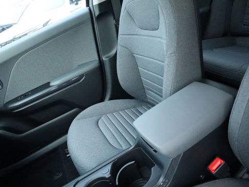 New 2025 Kia K4 EX image 25