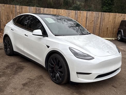 Used 2022 Tesla Model Y Performance image 22