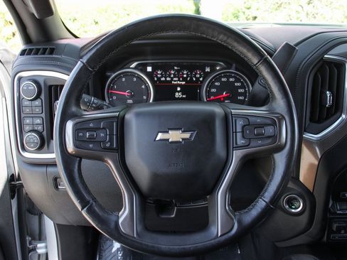 Used 2022 Chevrolet Silverado 2500 High Country image 23