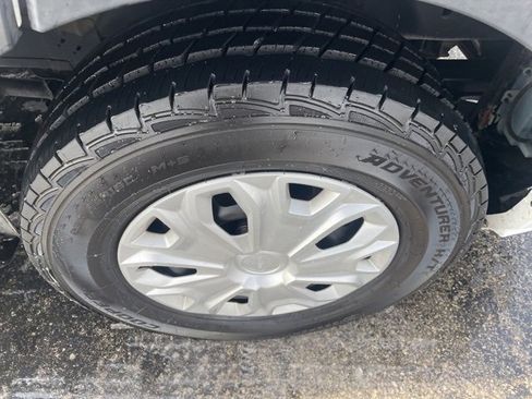 Used 2023 Ford Transit 350 XLT image 16