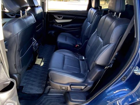 Used 2022 Subaru Ascent Limited image 21