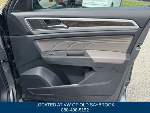Certified 2023 Volkswagen Atlas SE w/ Panoramic Sunroof Package AWD/4WD image 30