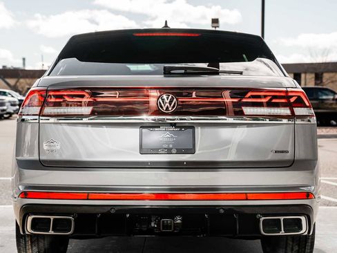 New 2026 Volkswagen Atlas Cross Sport SEL Premium R-Line image 3