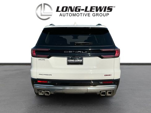 Used 2025 GMC Acadia Denali image 5