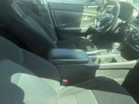 Used 2020 Nissan Sentra SV FWD image 10