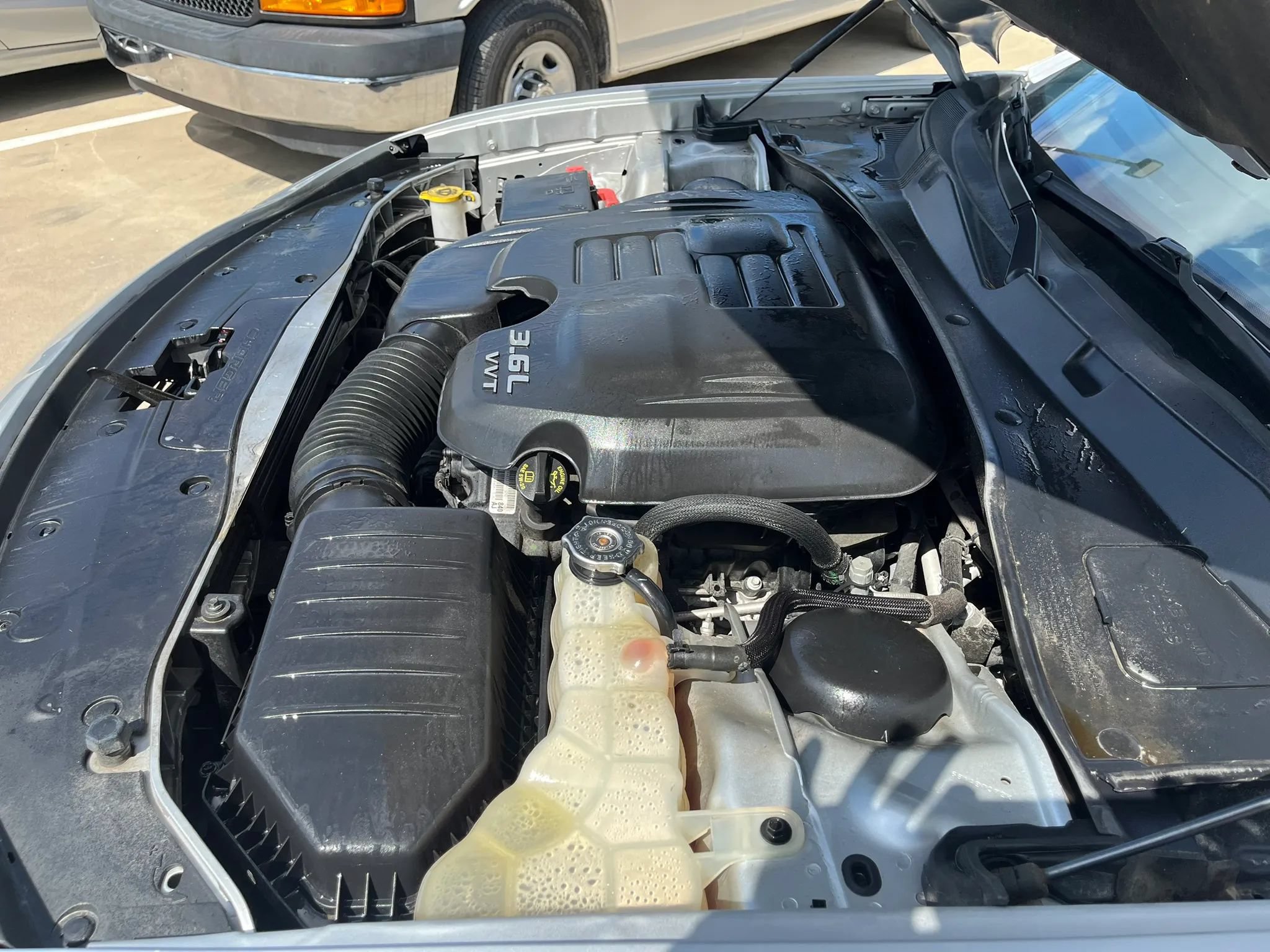 Used 2020 Dodge Charger SXT AWD/4WD image 23
