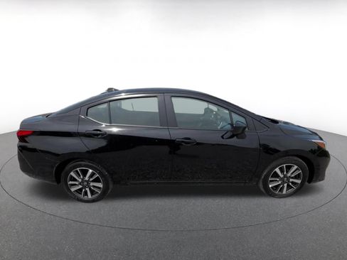 Used 2025 Nissan Versa SV FWD image 15
