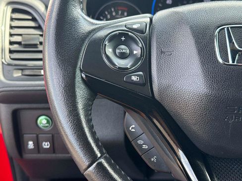 Certified 2020 Honda HR-V Sport image 28