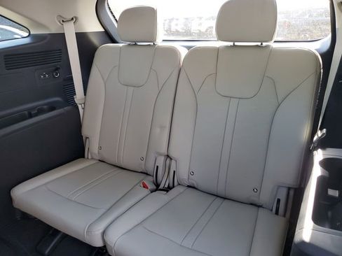 New 2026 Kia Sorento S FWD image 12