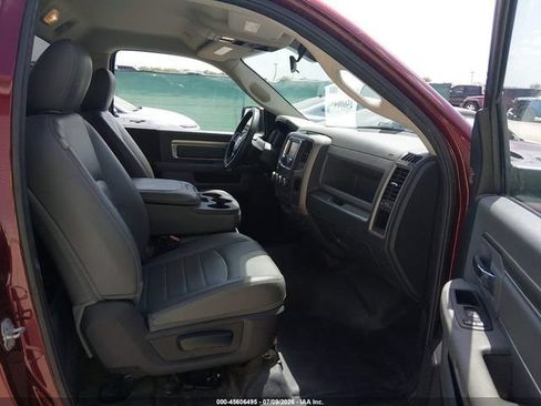 Used 2018 RAM 1500 Express RWD image 4