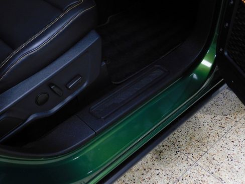 Used 2024 Ford Bronco Badlands image 93