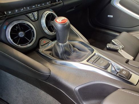 Used 2022 Chevrolet Camaro SS image 3