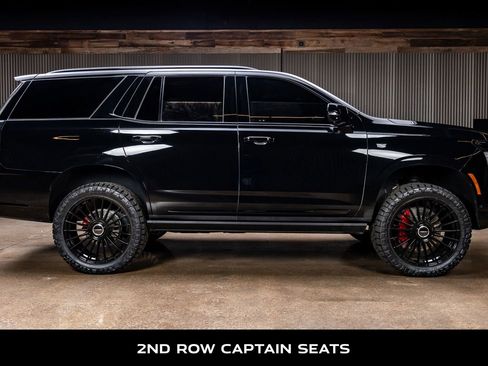 Used 2025 Cadillac Escalade Sport Platinum image 11