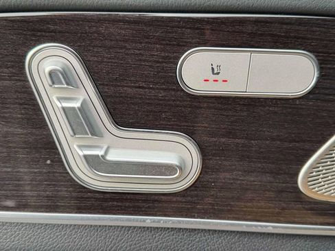 Used 2023 Mercedes-Benz GLS 450 4MATIC image 16