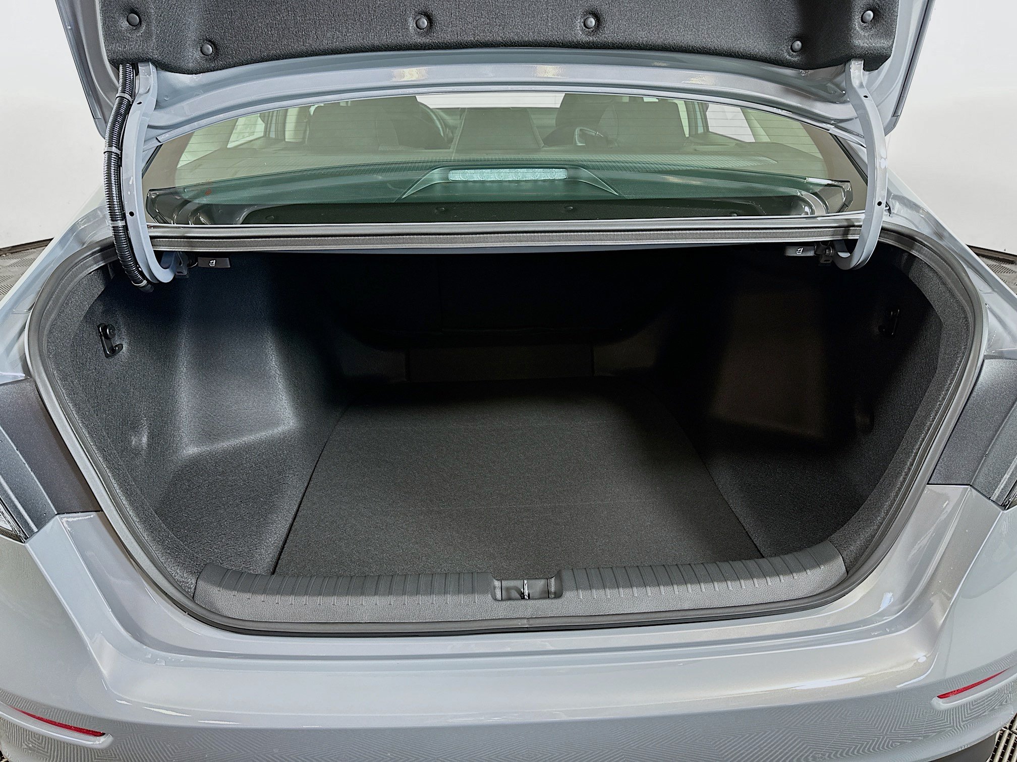 Certified 2025 Honda Accord SE image 25