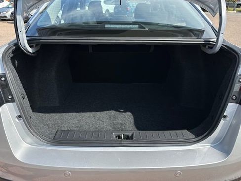 Used 2025 Nissan Versa S w/ Trunk Package image 21