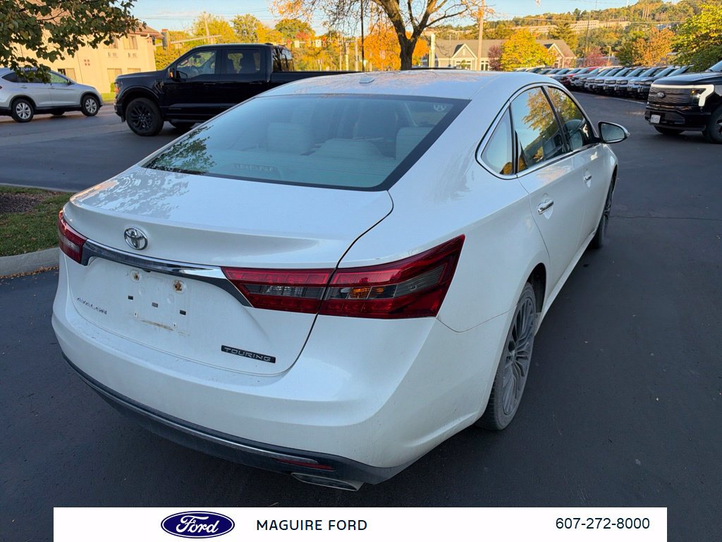Used 2018 Toyota Avalon Touring w/ Carpet Mat Package FWD image 4