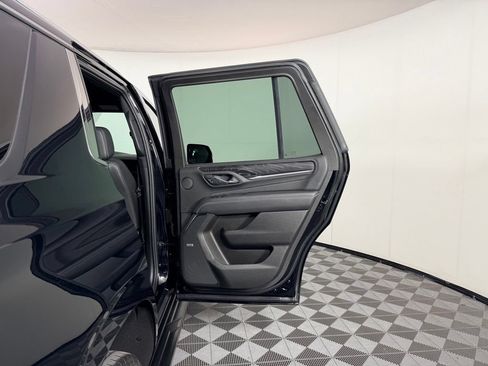 Used 2023 GMC Yukon Denali w/ LPO, Floor Liner Package AWD/4WD image 28