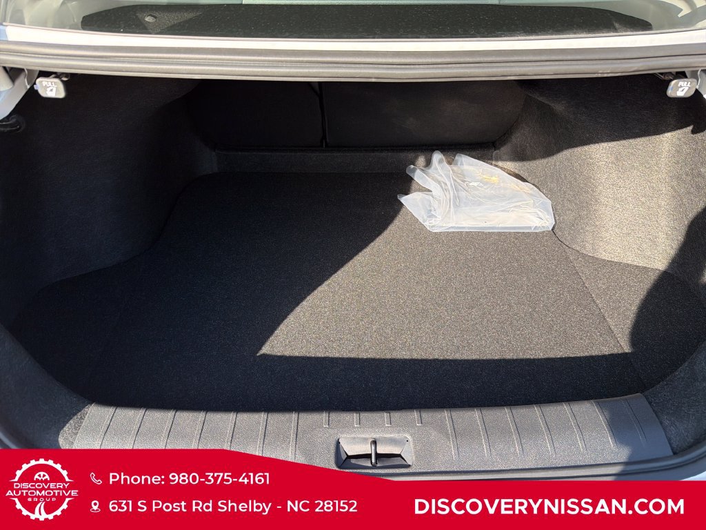 New 2026 Nissan Sentra SR FWD image 34