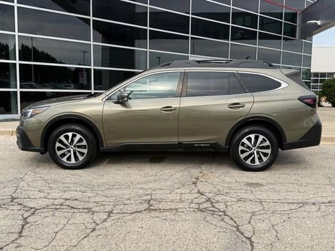 Used 2022 Subaru Outback Premium AWD/4WD image 6