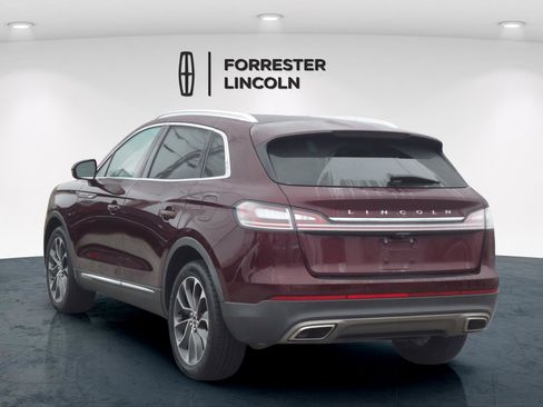 Used 2021 Lincoln Nautilus Reserve AWD/4WD image 4
