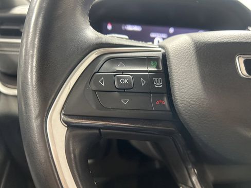 Certified 2021 Jeep Grand Cherokee L Laredo image 31