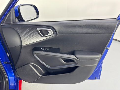 Used 2020 Kia Soul GT-Line w/ GT 2.0L Power Sunroof Package image 38