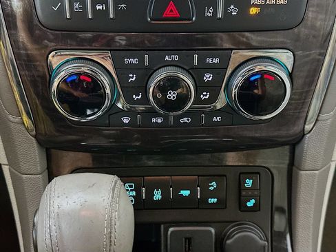 Used 2015 Buick Enclave Premium w/ Experience Buick Package AWD/4WD image 17