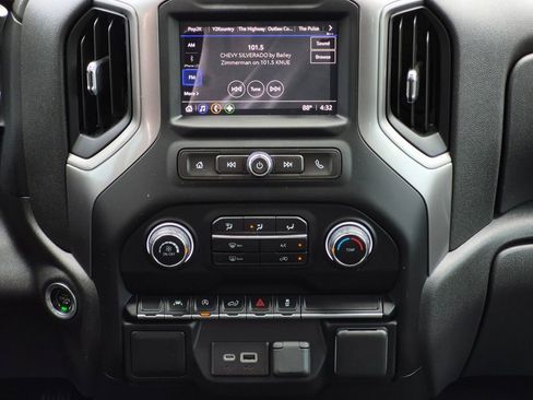 Used 2022 Chevrolet Silverado 1500 Custom w/ LPO, Dark Essentials Package image 13