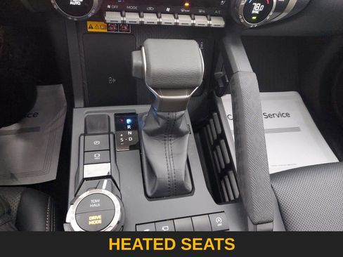 Used 2025 Toyota Tacoma Limited image 17